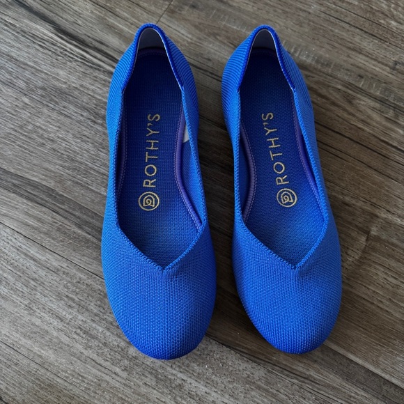 Rothys Blue Round Toe Flats size 6 - Picture 1 of 7